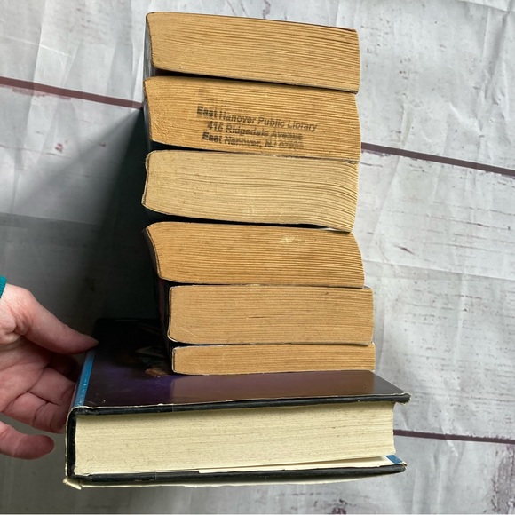 8 Random VC Andrews Paperback Book Of 6 +1 Hardback Some Keyhole Covers Books - Picture 7 of 12